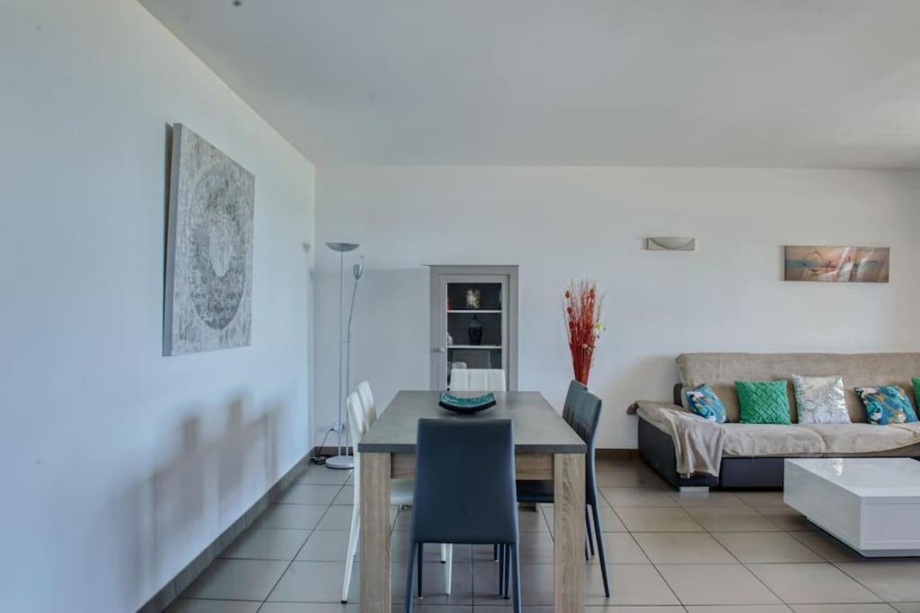 Superbe Appart/ 2Ch / 4 Pers / Terrasse / Vue Mer Marsiglia Esterno foto